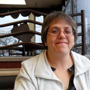 Meet your Posher, Robyn